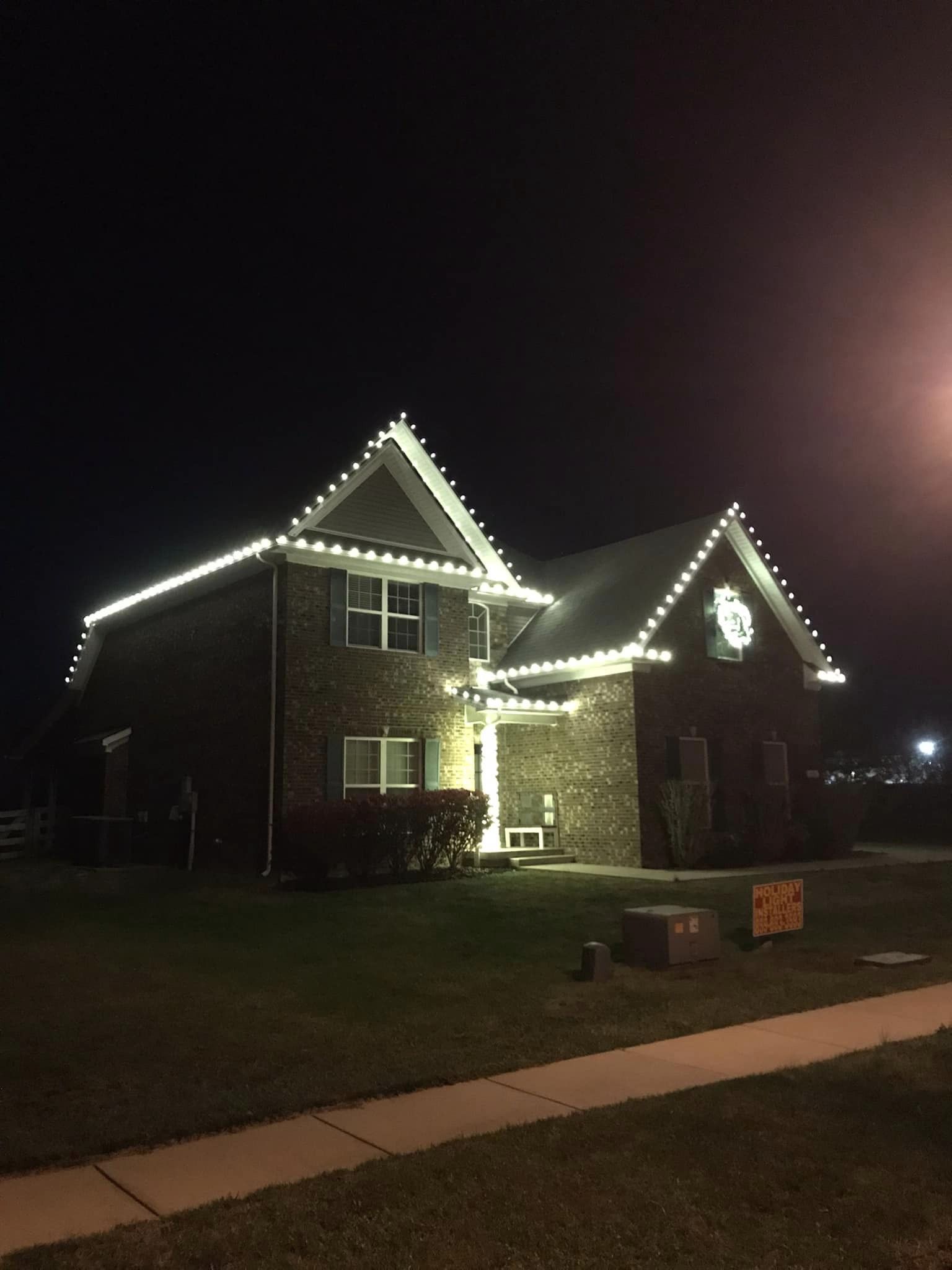 Professional Christmas Lights Installed in Richmond, KY